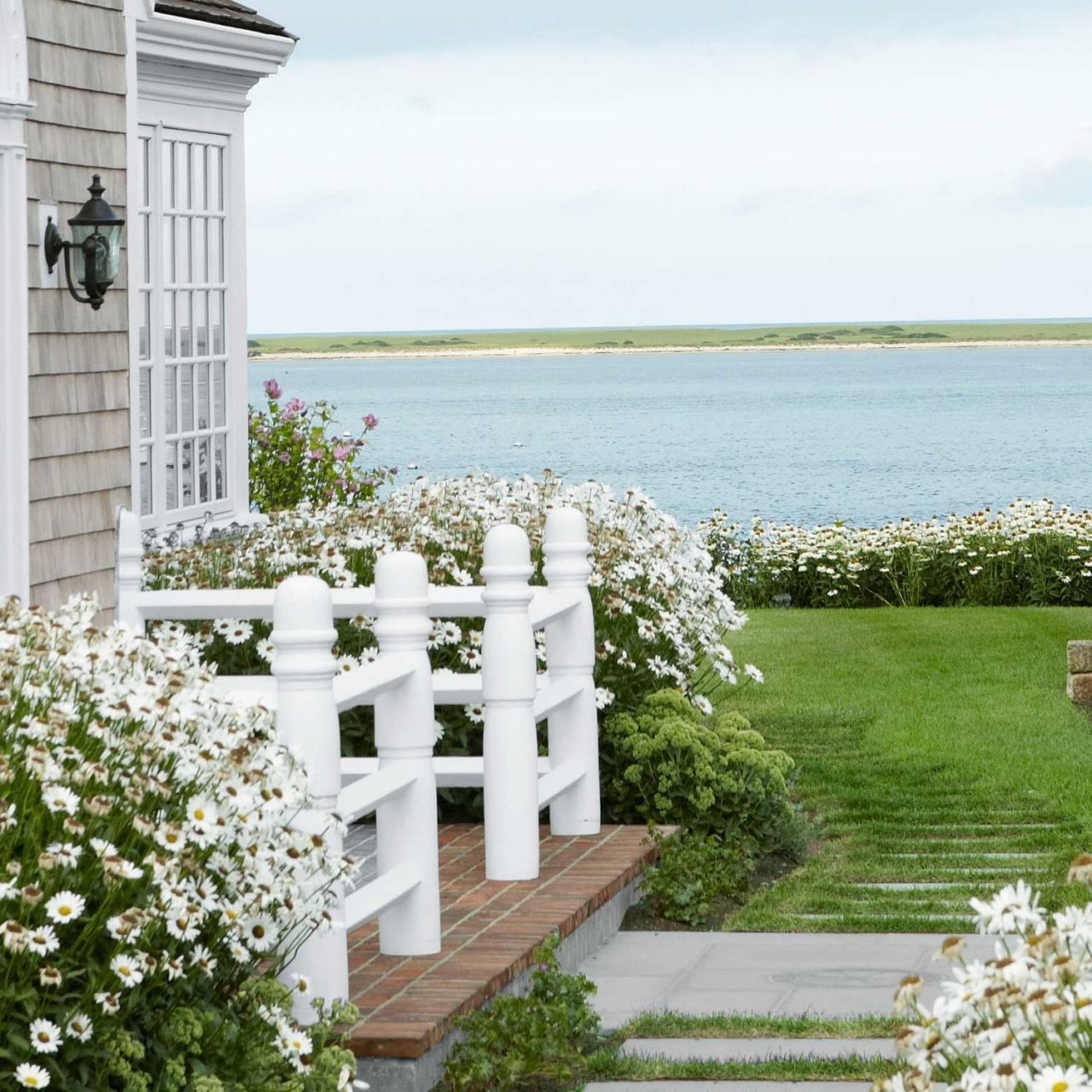 This Massachusetts Beach Bungalow Is Our Summer Dream Home