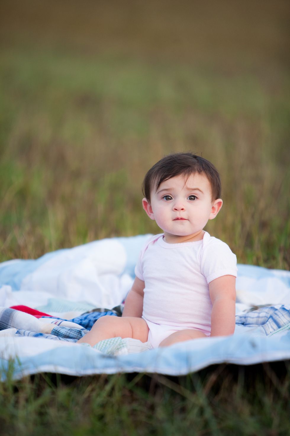 Ear, Skin, People in nature, Baby & toddler clothing, Summer, Sitting, Baby, Portrait photography, 