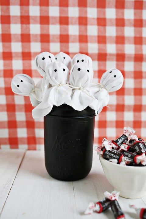 ghost lollipop bouquet