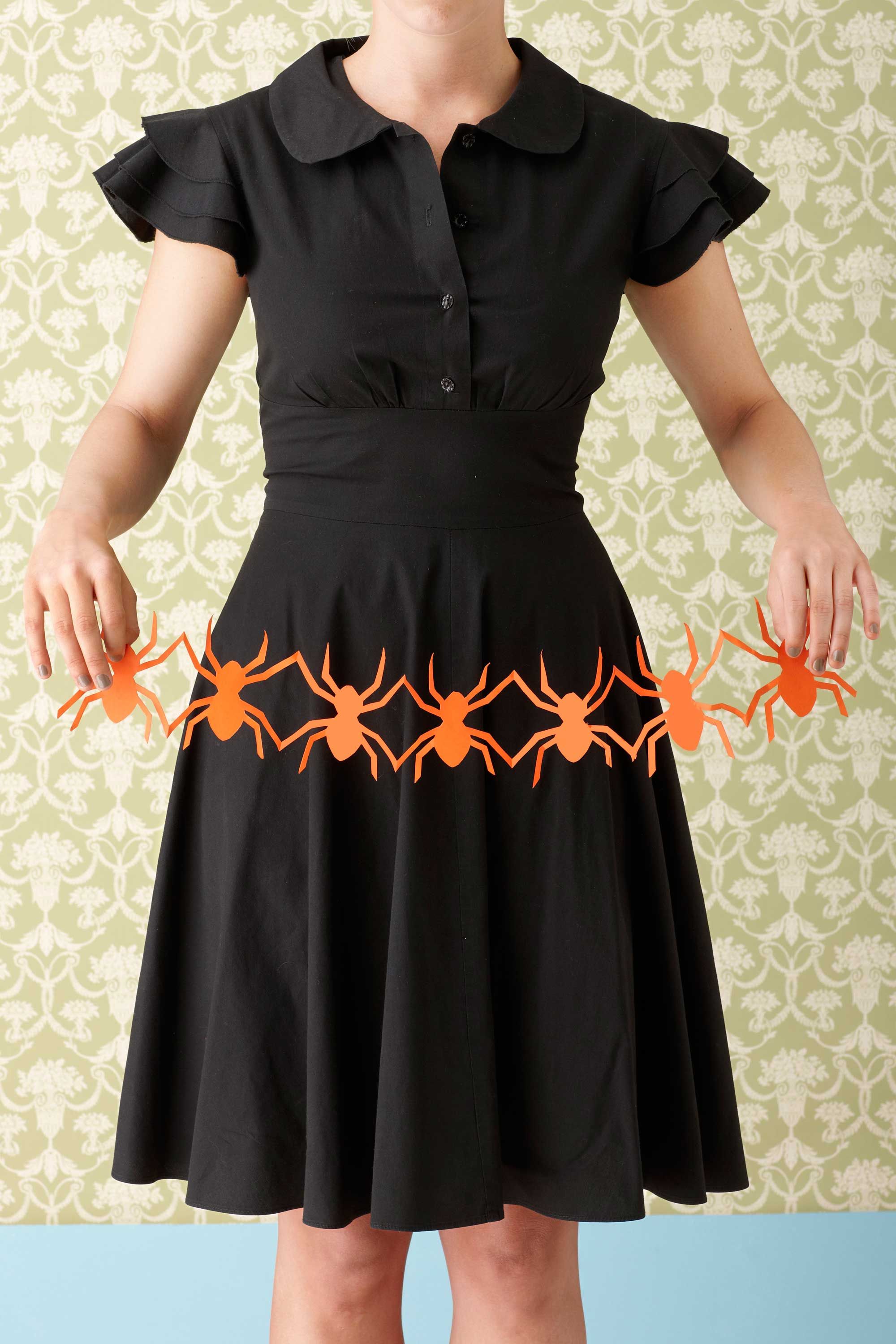 66 Easy Halloween Craft Ideas - Halloween DIY Craft Projects For Adults ...