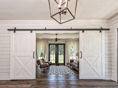 This Barndominium From Fixer Upper Is Now Available To Rent — Waco 