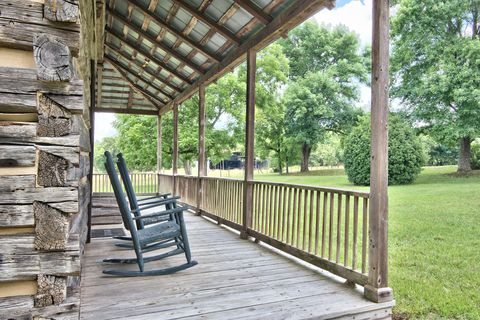 Wood, Property, Hardwood, Real estate, Porch, Shade, Stairs, Beam, Wood stain, Plantation, 