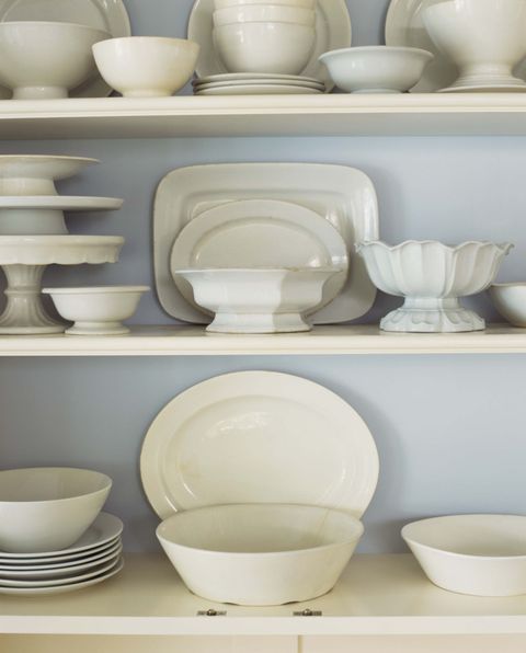Serveware, Dishware, Porcelain, White, Ceramic, earthenware, Pottery, Collection, Creative arts, Artifact, 