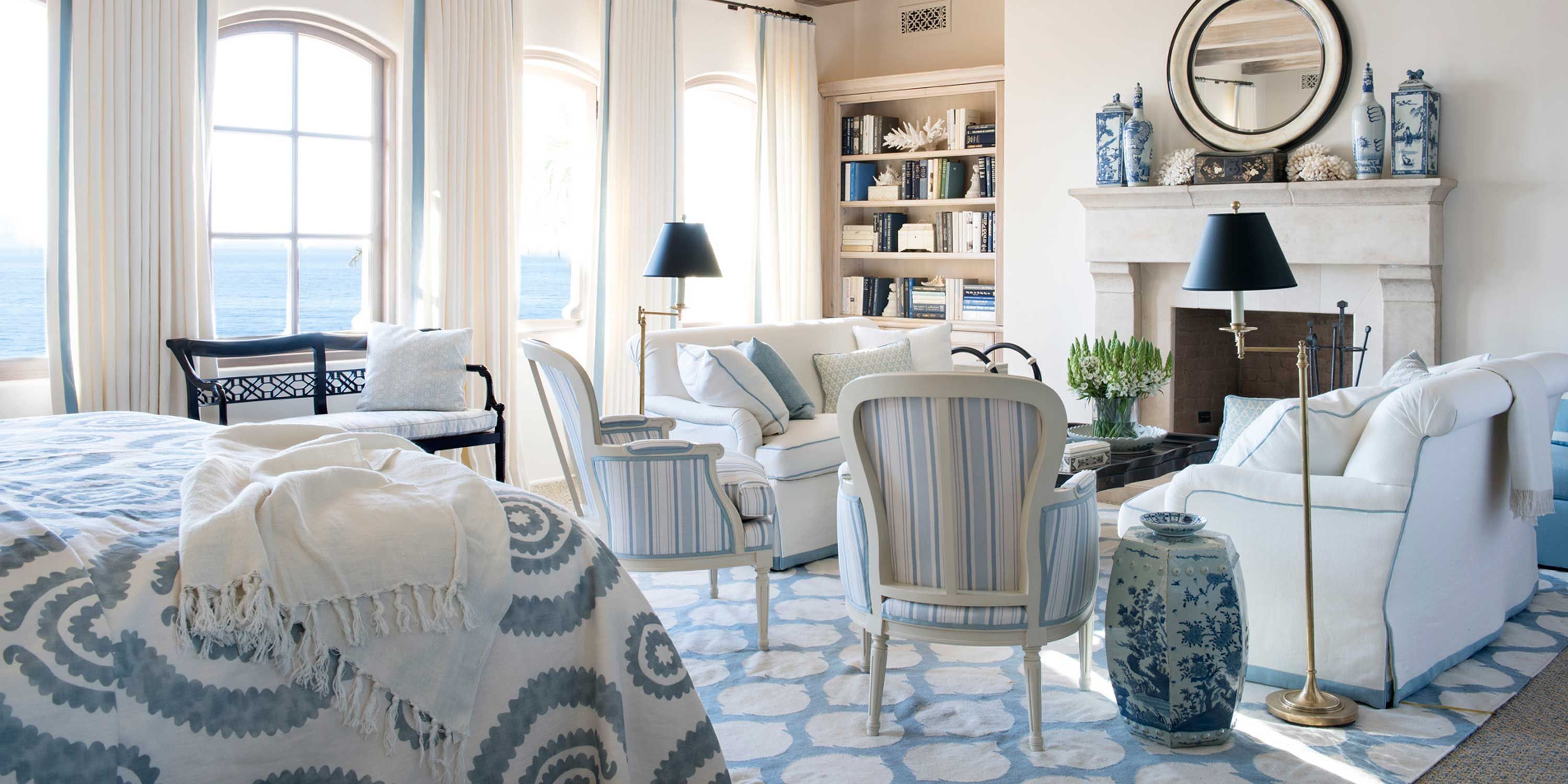 Blue And White Rooms Decorating With, Blue And White Living Room