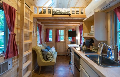 Mt. Hood Tiny House Village Tour - Oregon Tiny House Rentals