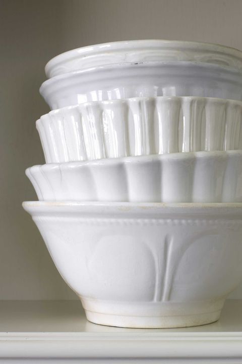 Dishware, Serveware, Ceramic, Porcelain, Pottery, Plastic, earthenware, Cup, Artifact, Bavarian cream, 