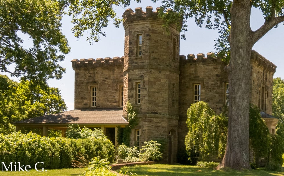 Castle for Sale in Virginia Melrose Castle