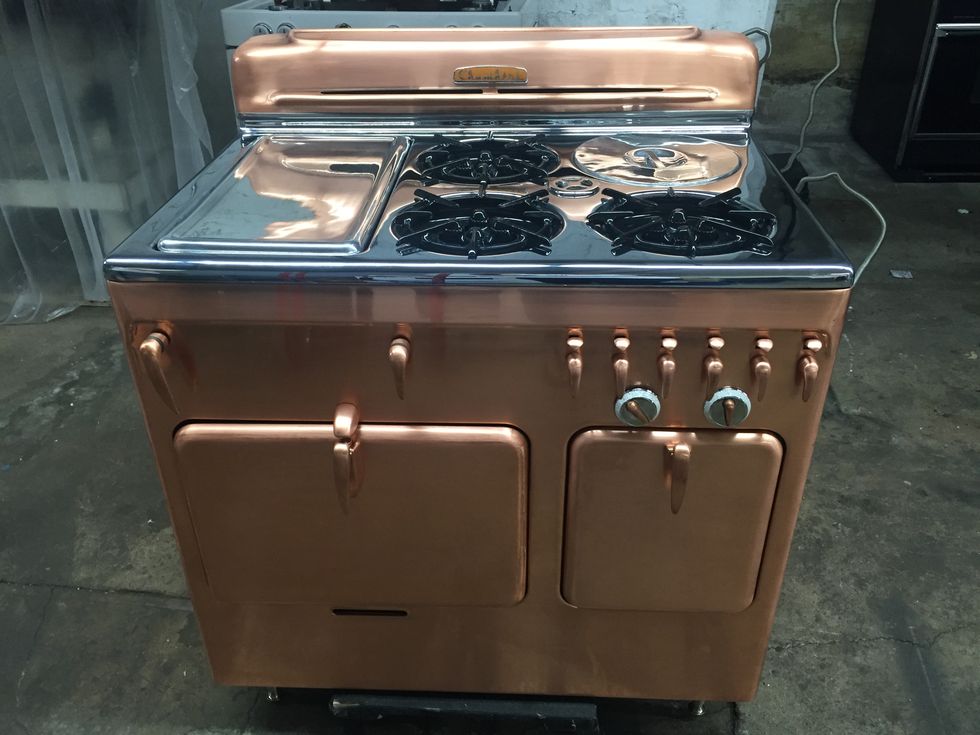 Gas stove, Kitchen appliance, Stove, Kitchen stove, Major appliance, Gas, Cooktop, Home appliance, Cookware and bakeware, 