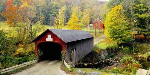 covered bridges in fall