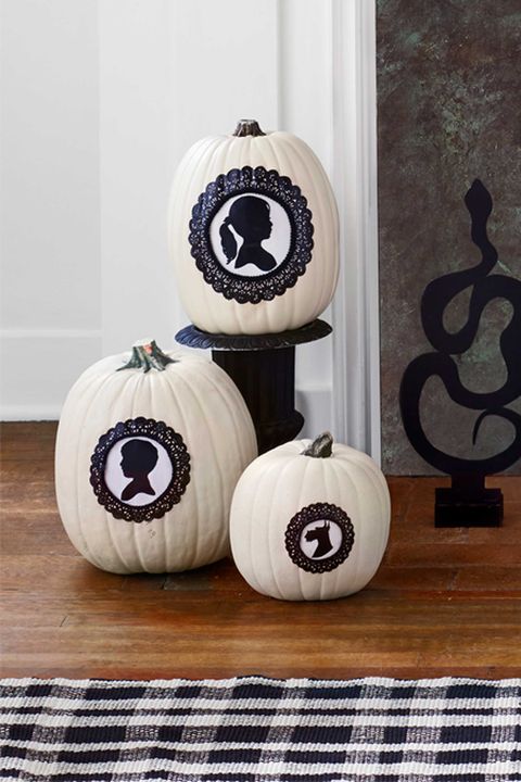 halloween party ideas spooky silhouette pumpkins