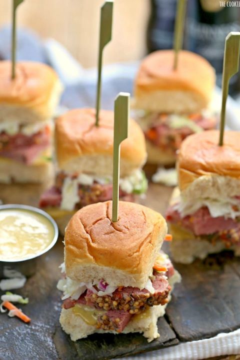 1473702439 Slow Cooker Corned Beef And Cabbage Sliders With Guinness Mustard 4 ?crop=0.8696461824953444xw 1xh;center,top&resize=480 *