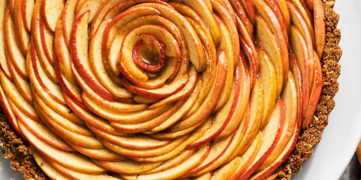 Best Apple Blossom Tart Recipe - How To Make an Apple Blossom Tart