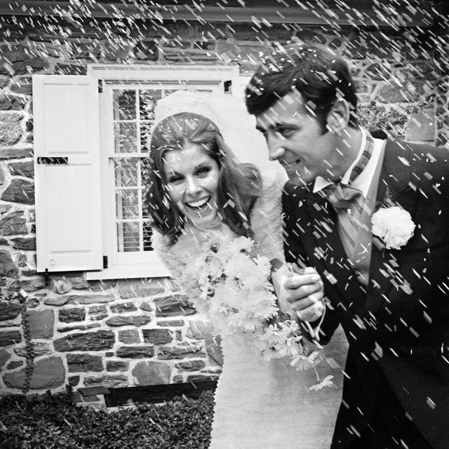 Classic Wedding Traditions That Should Be Brought Back - Vintage Wedding  Traditions