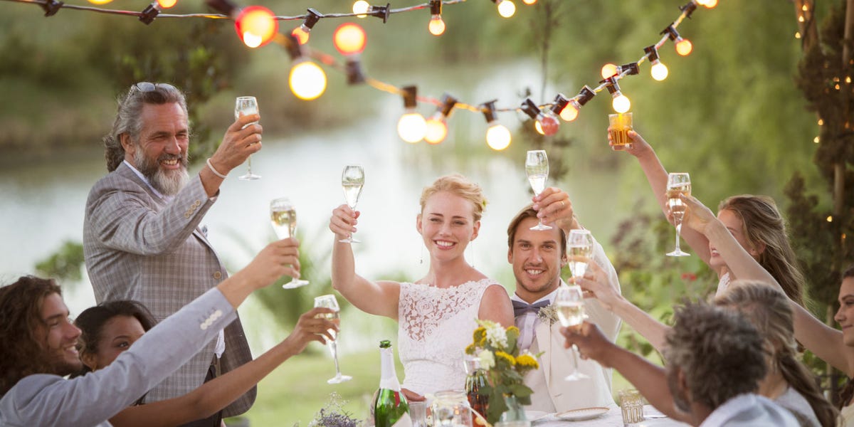 Origin of Best Man at Wedding - Why Is There at Best Man at Weddings