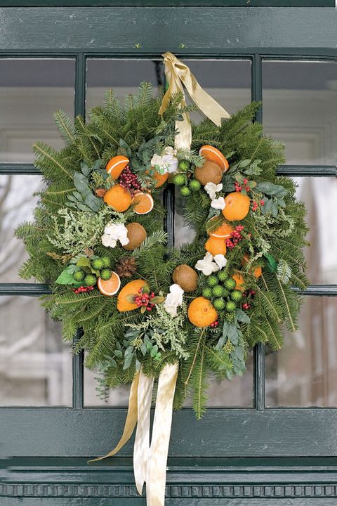 Floristry, Flower Arranging, Floral design, Christmas decoration, Cut flowers, Flower, Plant, Orange, Bouquet, Fruit, 