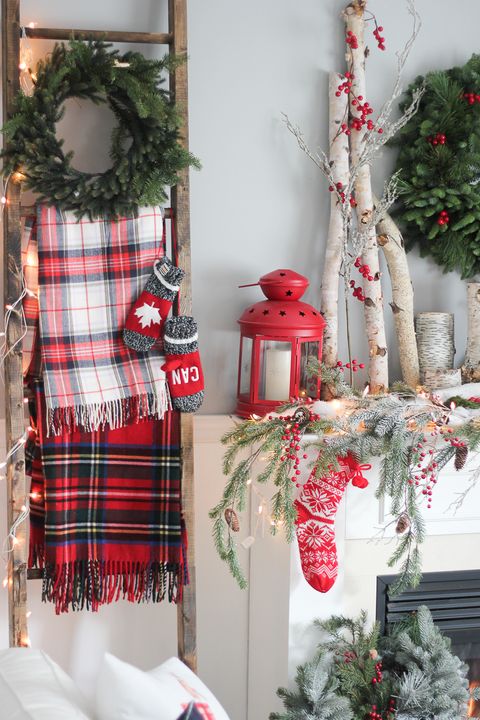 Tartan, Christmas decoration, Plaid, Christmas, Textile, Home, Pattern, Room, Tree, Design, 