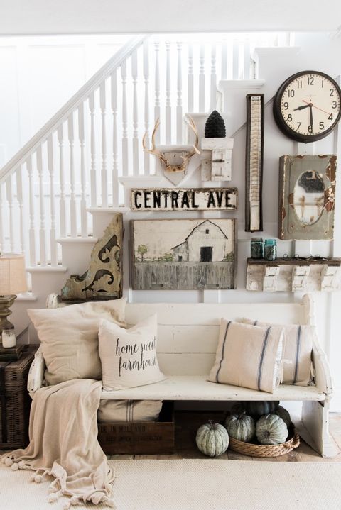 This Farmhouse Gallery Wall is the Most Charming Collection of Vintage ...