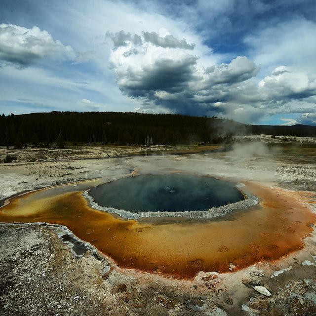 Yellowstone hot spring
