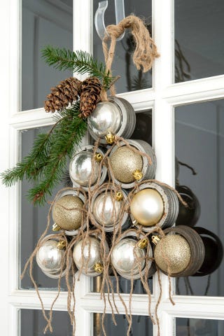 How To Make A Mason Jar Lid Christmas Wreath Image