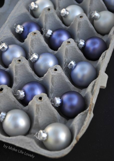 Blue, Natural material, Silver, Still life photography, Body jewelry, Macro photography, Collection, Pearl, 