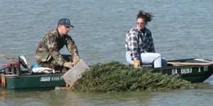 Recreation, Soldier, Water, Boat, Marines, Watercraft, Military person, Outdoor recreation, Military uniform, Army, 