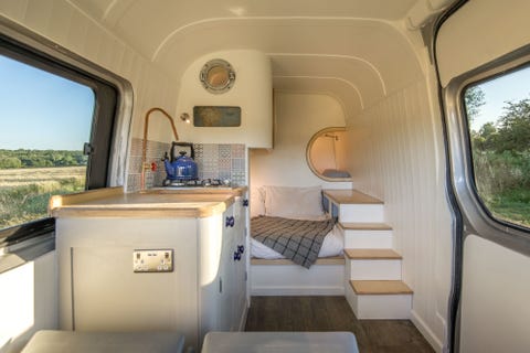 tiny house inside tiny home image tiny house that fits inside mercedesbenz tiny house inside tiny home image tiny house that fits inside mercedesbenz