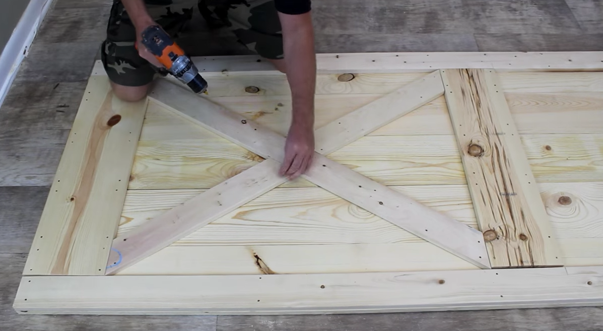 Here S How You Can Create A Gorgeous Barn Door For Only 40