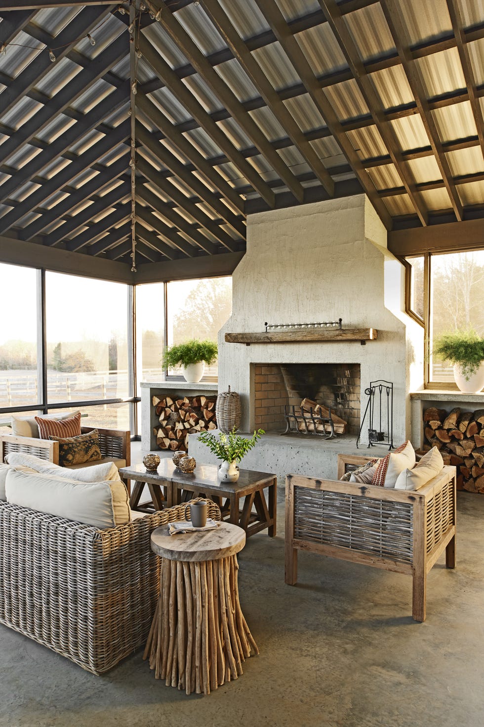 19 Screened-In Porch Ideas to Inspire You Any Time of Year