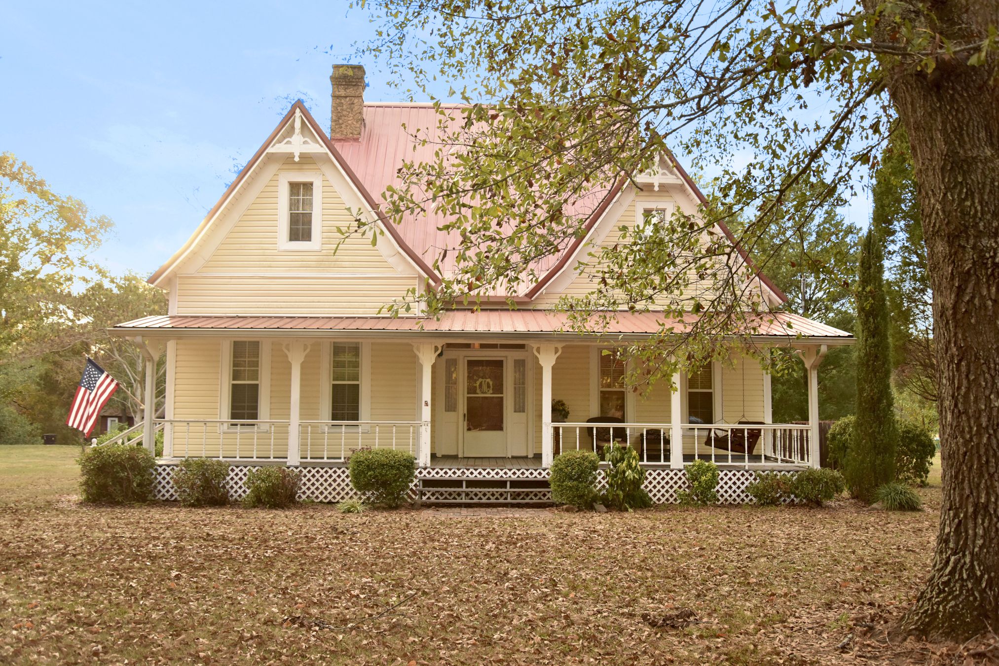 Farm homes. Farm House. Farmhouse фото. House Camp Country House. The American House.