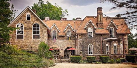 10 Cute Bed and Breakfasts for Sale - Historic Inns for Sale