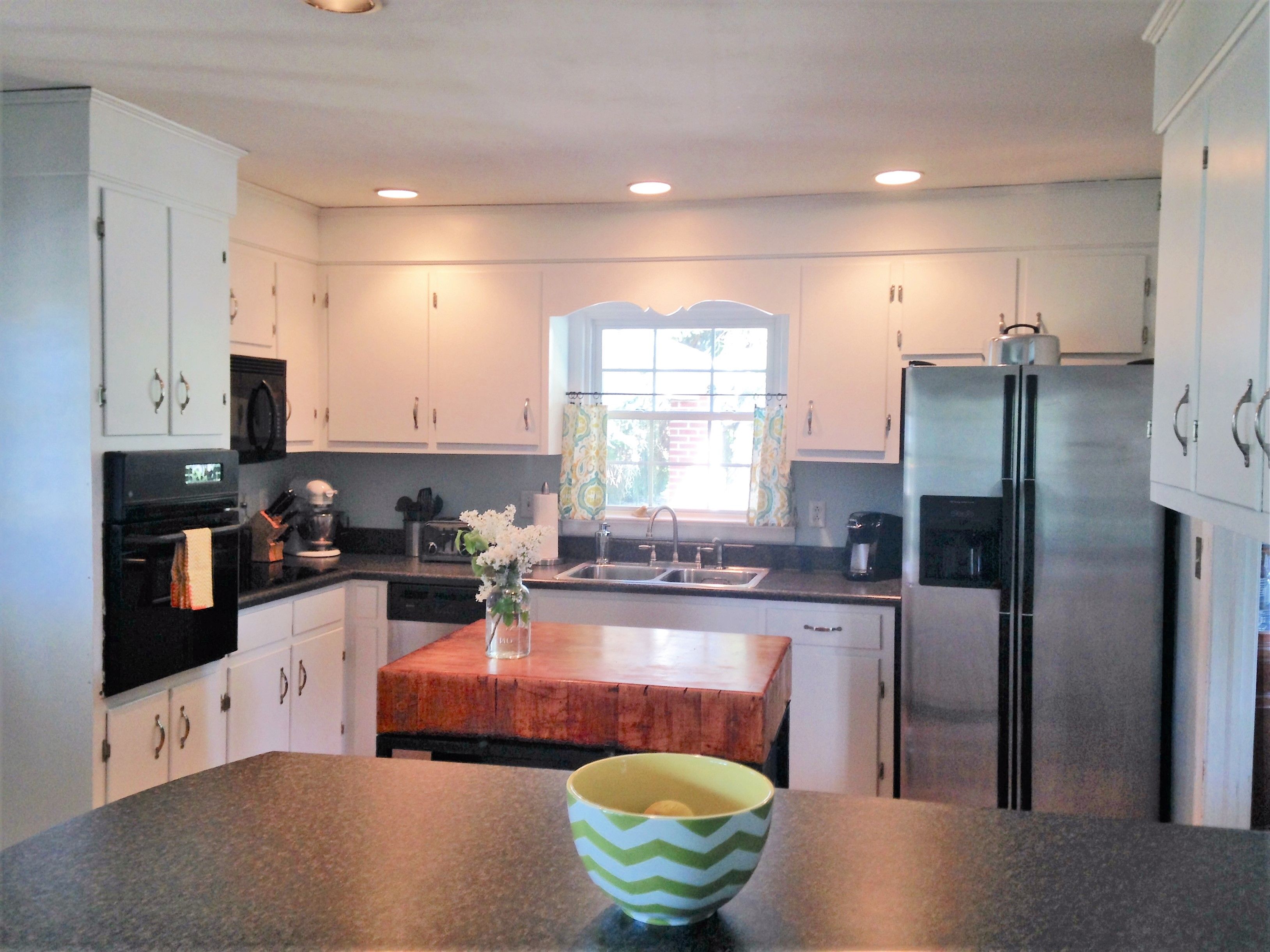 10 DIY Kitchen Cabinet Makeovers Before After Photos That