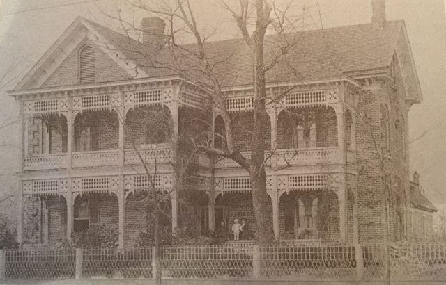 Fairburn, GA Historic Home for Sale on NW Broad Street