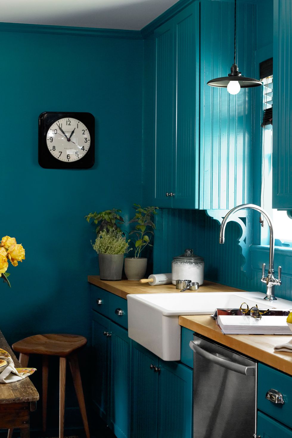Blue, Room, Green, Turquoise, Kitchen, Countertop, Interior design, Furniture, Teal, Cabinetry, 