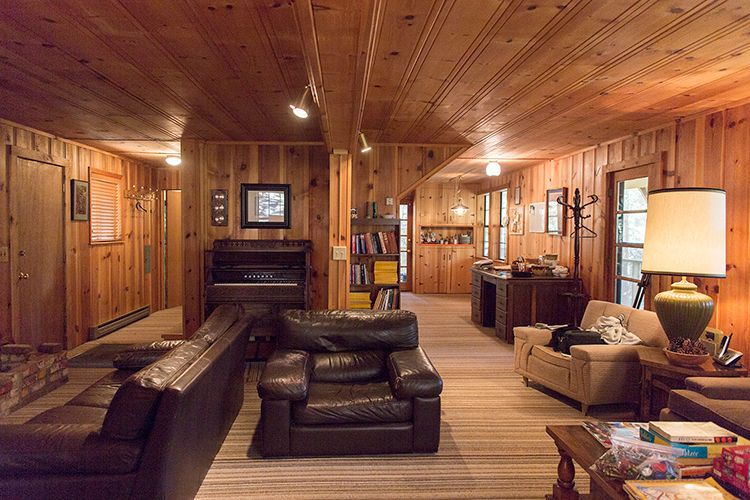 This Cottage Living Room Went From Dark And Dated To A