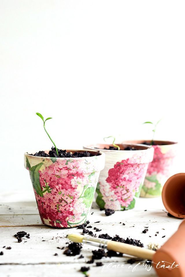decorate a flower pot