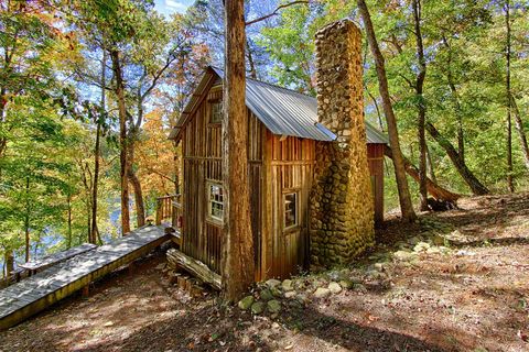 Wood, Tree, House, Log cabin, Woody plant, Forest, Deciduous, Hut, Woodland, Shack, 