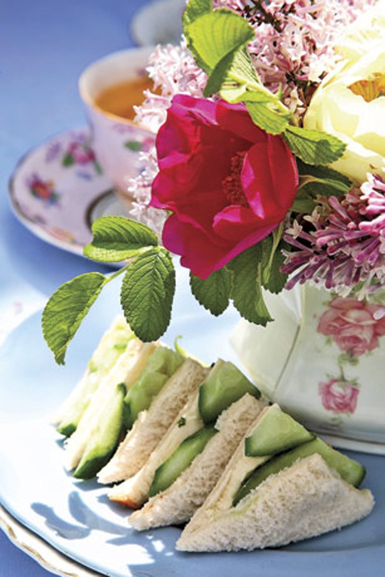 15 Best Mother's Day Tea Party Ideas - How to Host a Tea Party