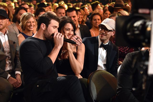 Sam Hunt Serenades Fiancee Hannah Lee Fowler During Academy of Country ...