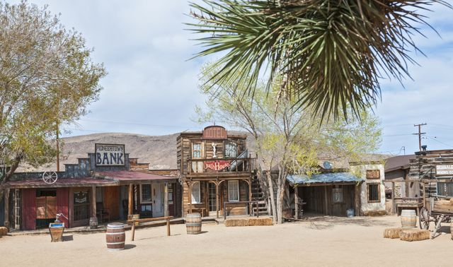 This Town in the California Desert Is an Old Western Movie Set - Why ...