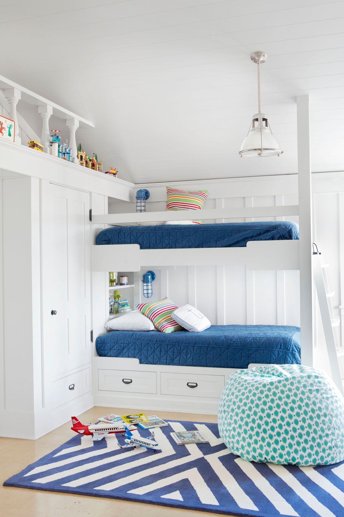 boys room bed