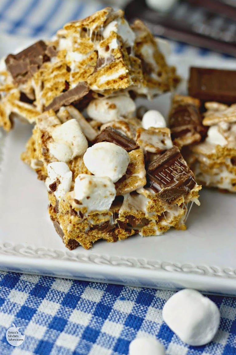 13 Best Camping Snacks — Easy Ideas for Healthy Camp Snacks