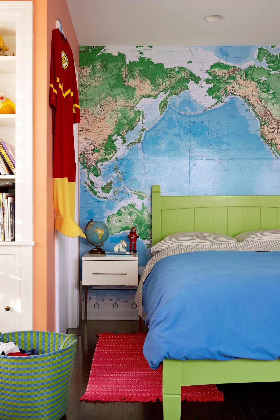 Room, Bedroom, Blue, Furniture, Green, Wall, Interior design, Wallpaper, Property, Bed, 