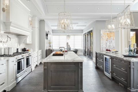Where Does Scott Mcgillivray Live Take A Tour Of Photos Courtesy Of Mcgillivray Group And Hgtv Canada S Moving The Mcgillivrays