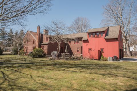 new england saltbox house home of yale founder