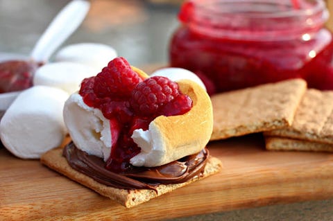13 Best Camping Snacks — Easy Ideas for Healthy Camp Snacks