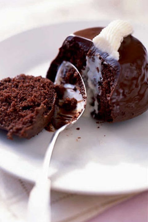 chocolate cream cakes
