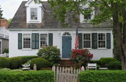 Classic Cape Cod Style House What Is A Cape Cod House