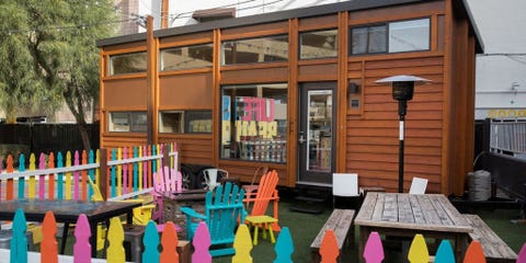 Tiny House Las Vegas >> This Tiny House Is Located In The Middle Of Las Vegas Tiny House Las Vegas >> This Tiny House Is Located In The Middle Of Las Vegas