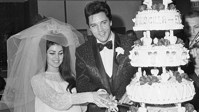 İç Elvis ve Priscilla için önizleme