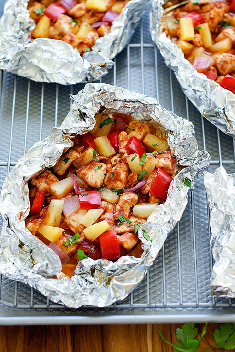 EASY Pineapple BBQ Chicken Foil Pack Dinners Recipe